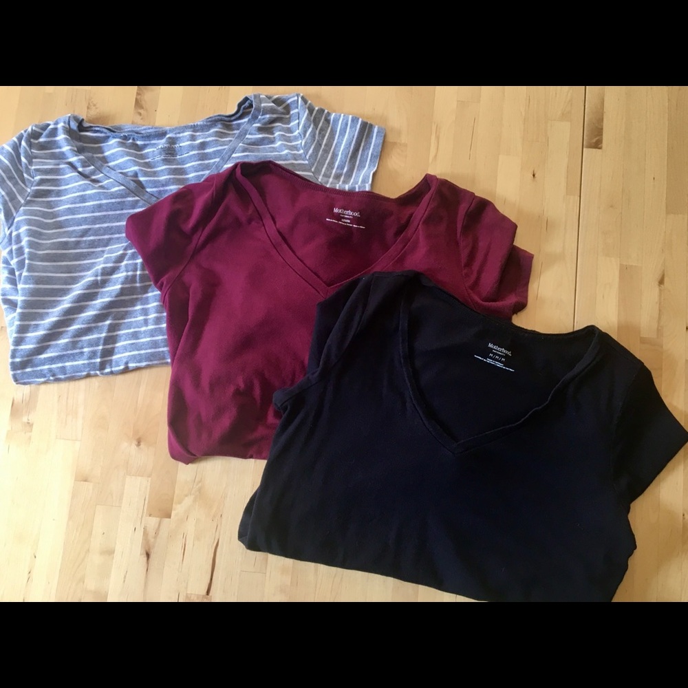 BUNDLE 3 Maternity V-neck shirts